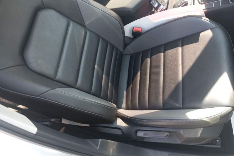 Used Volkswagen Sagitar 2019 200TSI DSG Comfort Version China VI Standard
