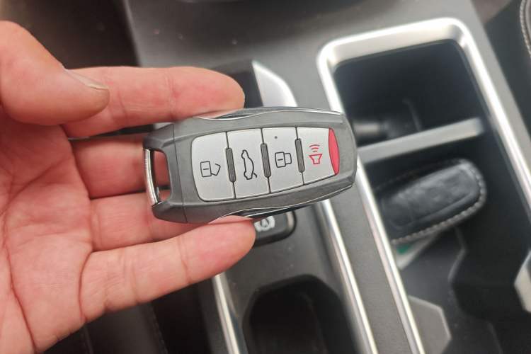 Used Haval M6 2021 PLUS 1.5T Manual Luxury Smart Connectivity Model