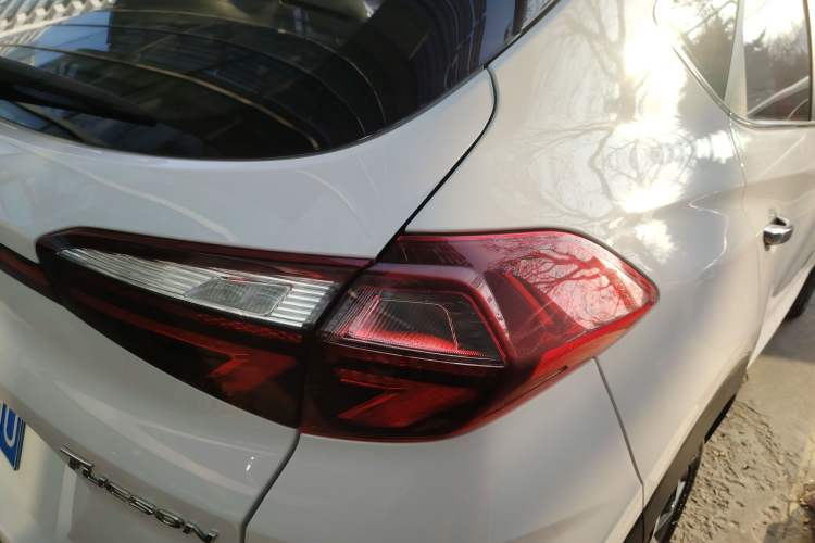 Used Hyundai Tucson 2020 280TGDi Two-Wheel-Drive GLS Fashion Edition China VI Standard
