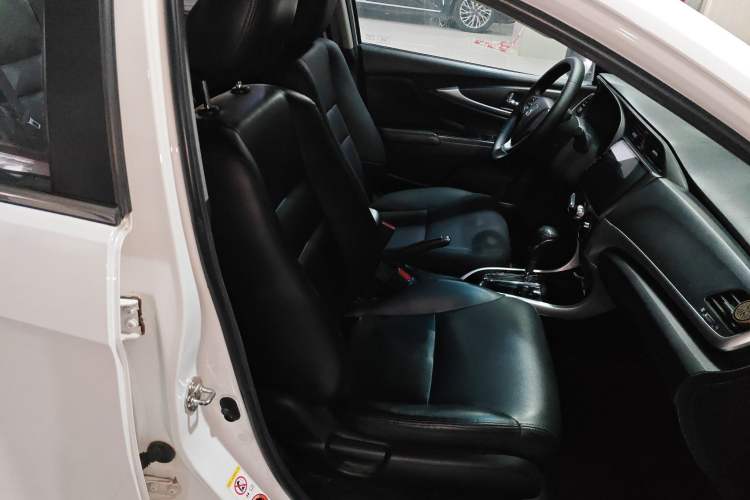 Used Honda Crider 2016 1.8L CVT Luxury Edition
