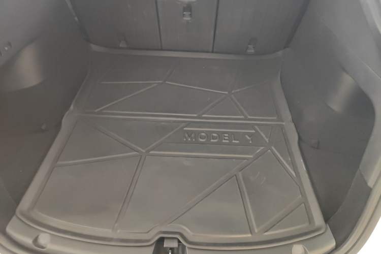 Used Tesla Model Y 2022 Revised Version Long-Range All-Wheel Drive
