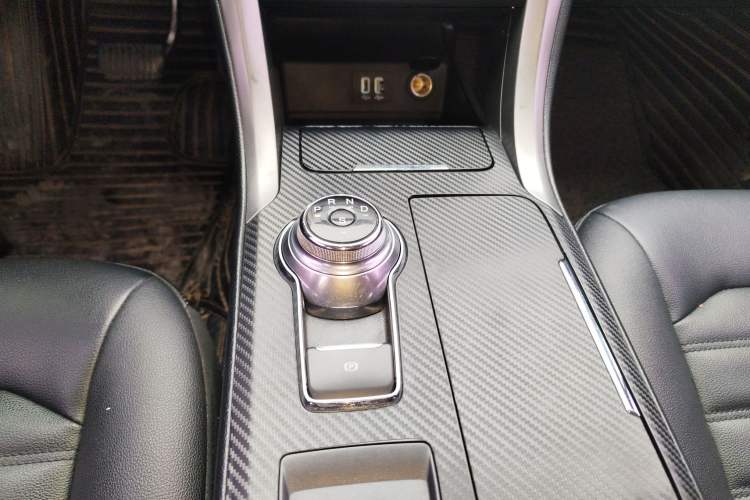 Used Ford Mondeo 2018 EcoBoost 180 Smart Control Fashion Model China VI Standard
