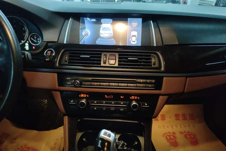 Used BMW 5 Series 2014 525Li Leading Model