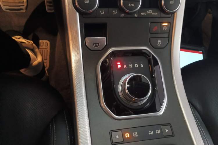 Used Land Rover Range Rover Evoque 2014 2.0T 5-Door Ignite Edition
