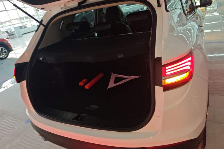 Used Geely Auto Coolray 2019 260T DCT Knight China VI Standard
