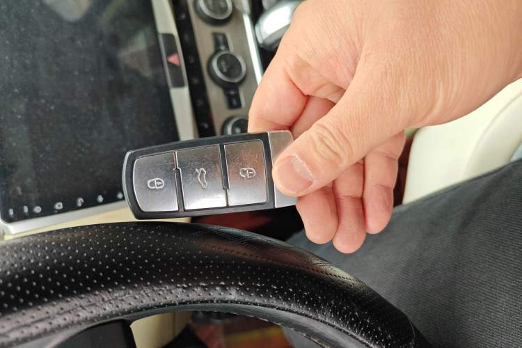 Used Volkswagen Magotan 2013 1.8TSI Luxury Model
