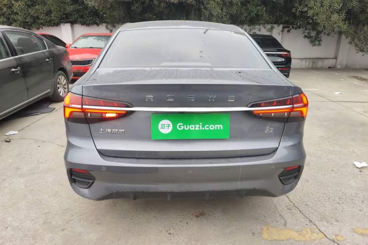 Used Roewe i5 2021 1.5L Manual Platinum Edition
