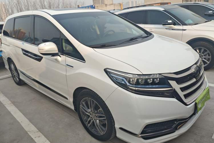 Used Honda Elysion 2019 2.0L Hybrid Luxury Edition
