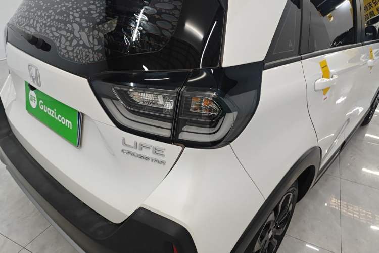 Used Honda LIFE 2021 1.5L CVT CRO-S Fun Edition