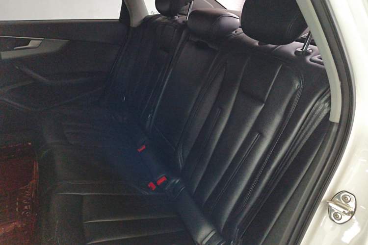 Used Audi A4L 2018 30th Anniversary Edition 40 TFSI Trendy Model
