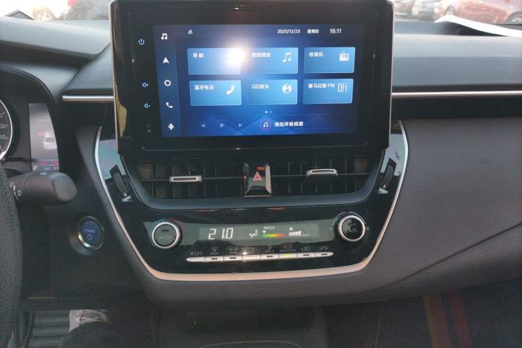 Used Toyota Corolla 2021 Dual-Motor 1.8L E-CVT Elite Edition
