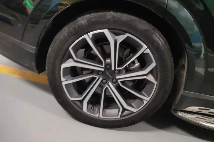 Used Lynk & Co 09 EM-P 2024 2.0TD EM-P Four-Wheel Drive ULTRA Six-Seater