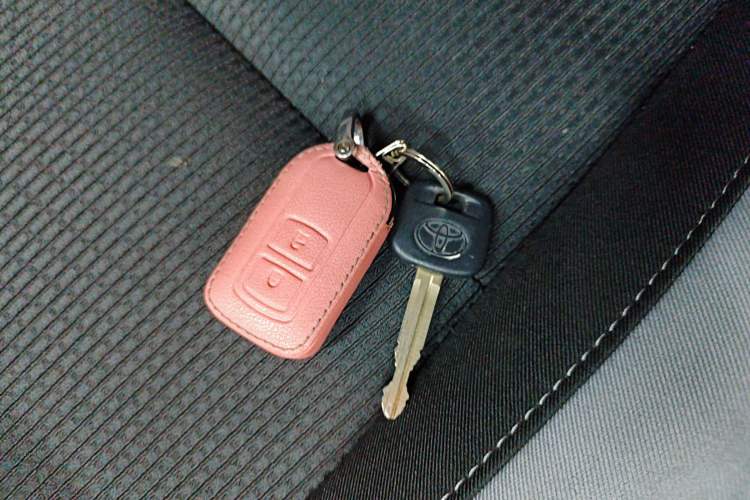 Used Toyota YARiS L 2022 X-Trail 1.5L CVT Leading PLUS Edition
