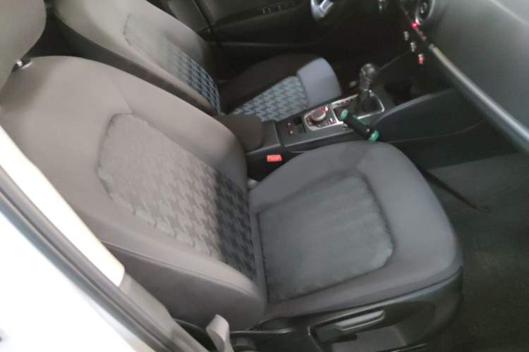 Used Audi A3 2014 Limousine 35 TFSI Automatic Fashion Model