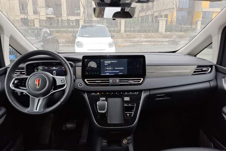 Used Hongqi HQ9 PHEV 2024 2.0T Four-Wheel Drive Business Edition
