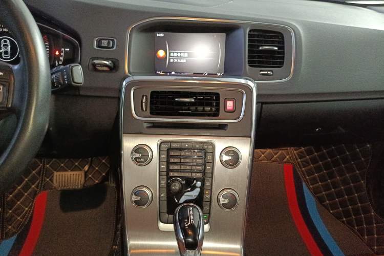 Used Volvo S60 2019 S60L Facelift T5 Intelligent Advanced Edition
