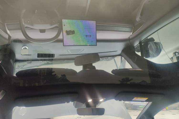 Used ONVO L60 2024 85 kWh Rear-Drive Version
