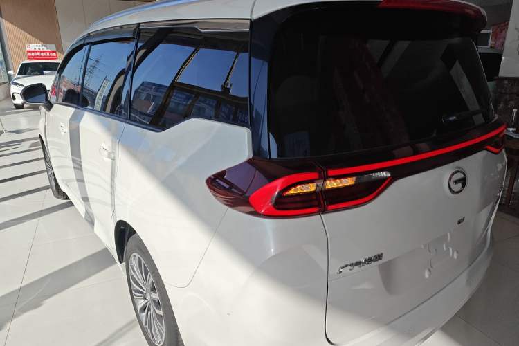 Used GAC Trumpchi M6 2021 270T DCT Luxury Edition (7-seater)
