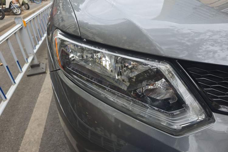 Used Nissan X-Trail 2016 2.5L CVT Sport Edition 4WD
