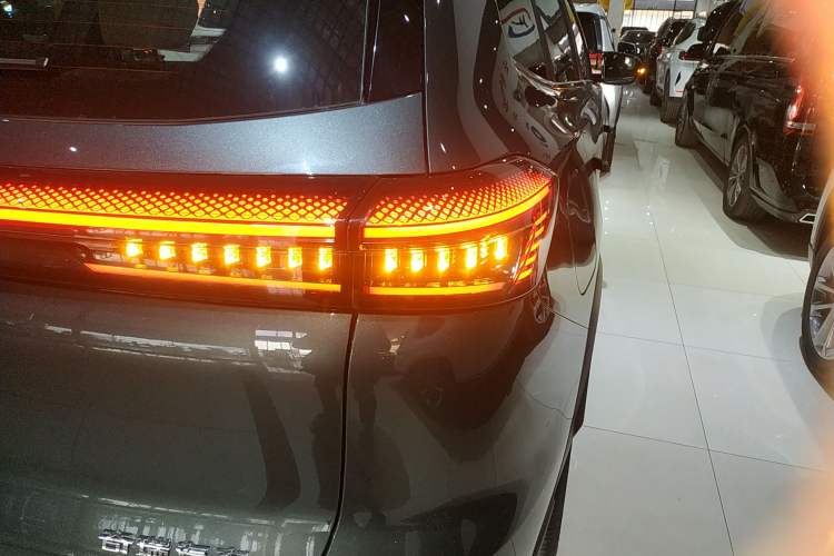 Used Chery Fengyun T8 2025 1.5T 130km Deluxe Version 5 Seats
