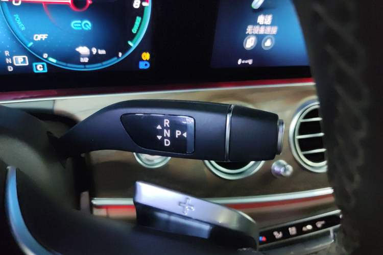 Used Mercedes-Benz E-Class New Energy 2022 Facelift E 350 e L Plug-in Hybrid Sedan
