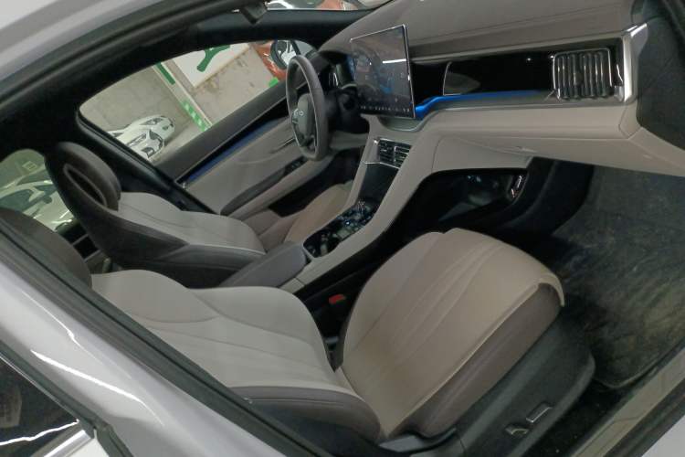 Used BYD Song PLUS New Energy 2025 EV Smart Drive Edition 605km Flagship Model