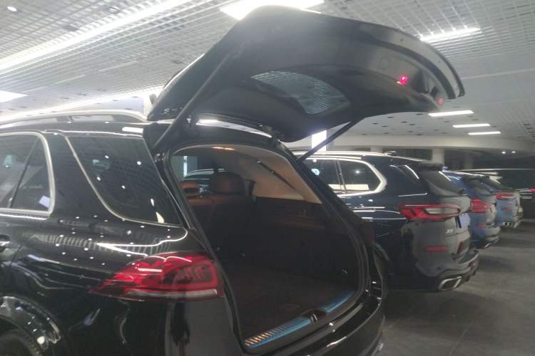 Used Mercedes-Benz GLE 2023 GLE 450 4MATIC Stylish Model
