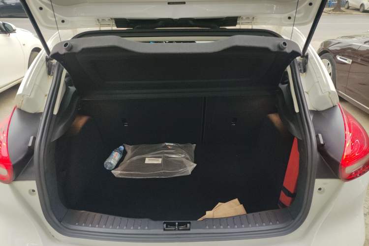 Used Ford Focus 2017 Hatchback 1.6L Automatic Comfort Plus SmartDrive Edition