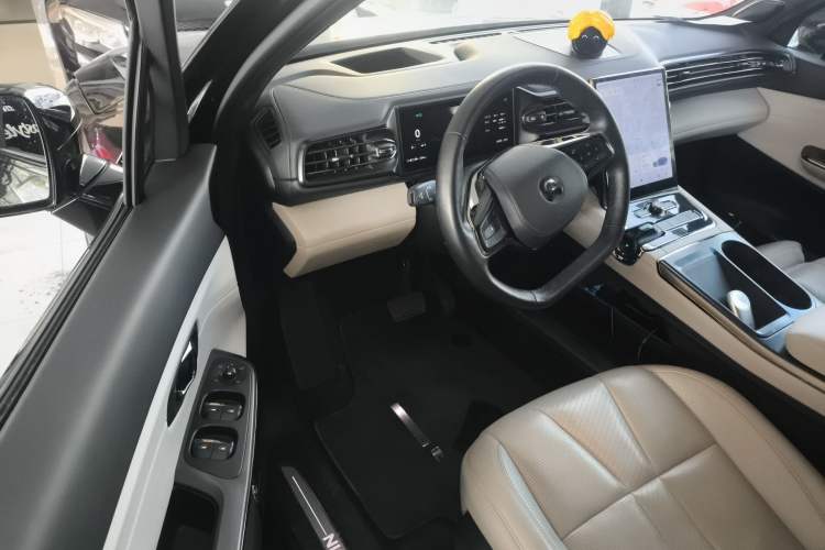 Used Nio ES8 2020 415 km Signature Edition 6-Seater Version
