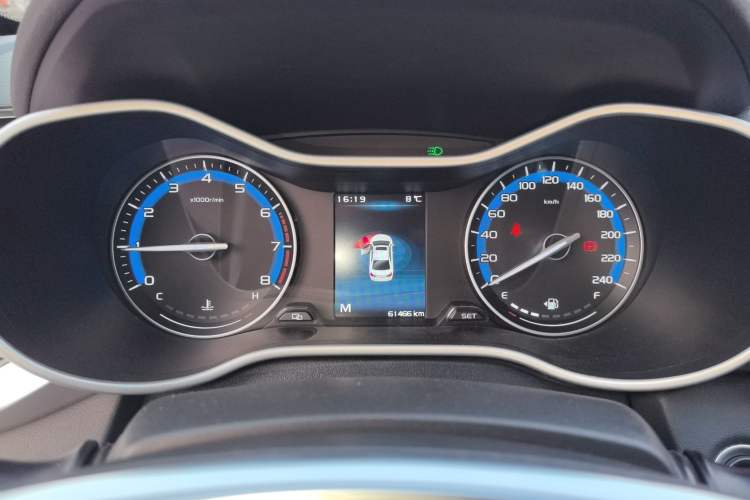 Used Geely Auto Emgrand 2019 Leading Edition 1.5L Manual Luxury Model China VI Standard