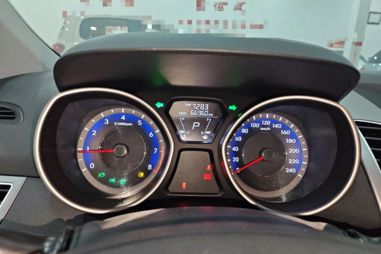 Used Hyundai Elantra 2016 1.6L Automatic Smart Version
