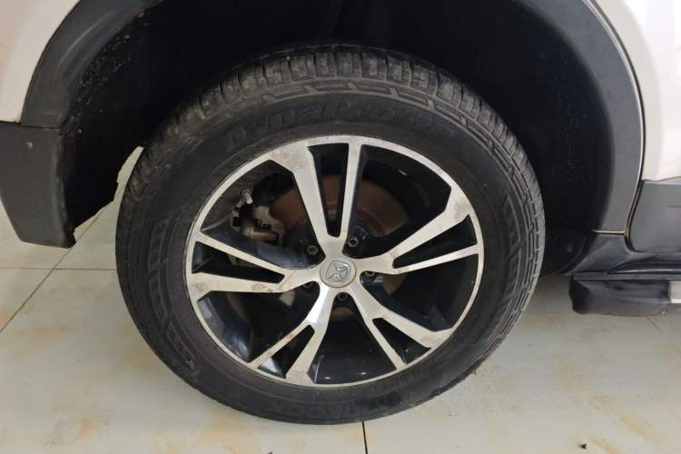 Used JMC Yusheng S330 2016 1.5L GTDi Automatic Two-Wheel Drive Prestige Edition
