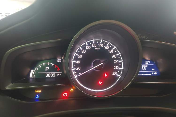 Used Mazda CX-4 2018 2.0L Automatic Two-Wheel Drive Blue Sky Dynamic Version China V Standard
