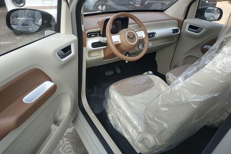 Used Wuling Hongguang MINIEV 2024 3rd Generation 215km Youth Edition