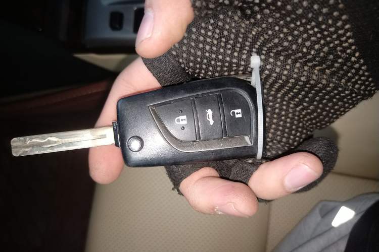 Used Toyota Camry 2015 2.0G Premier Edition
