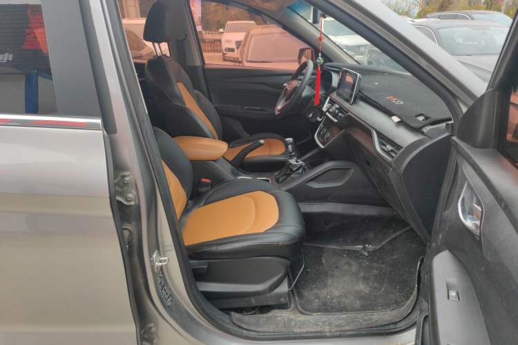 Used Wuling Hongguang S3 2018 1.5T Manual Comfort Model China V Standard