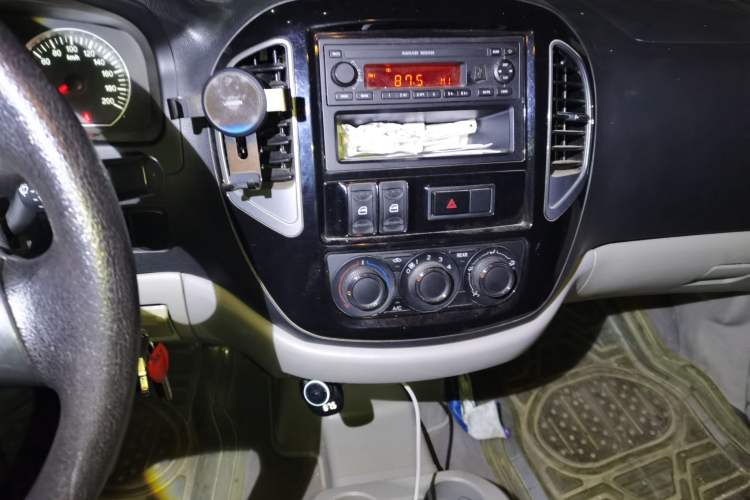 Used FORTHING Lingzhi 2018 M3 1.6L 7-Seater Comfort Model