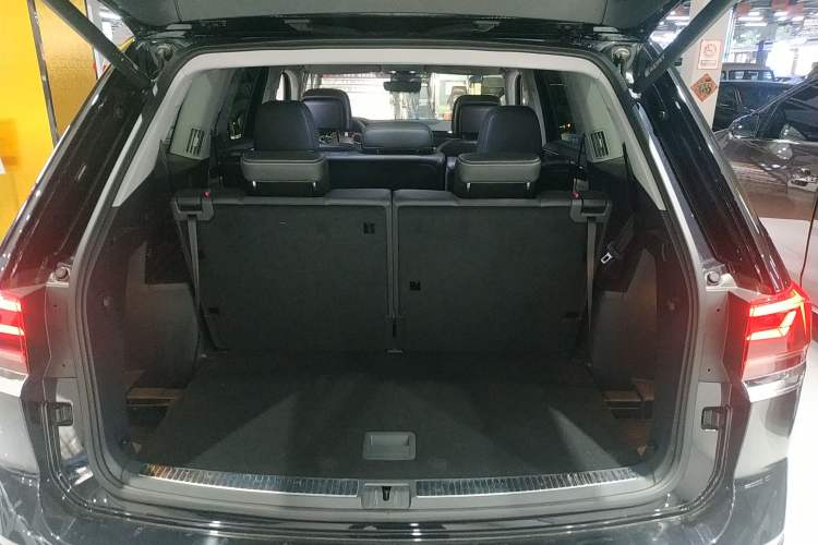 Used Volkswagen Teramont 2024 380TSI Four-Wheel Drive Longxiang Edition
