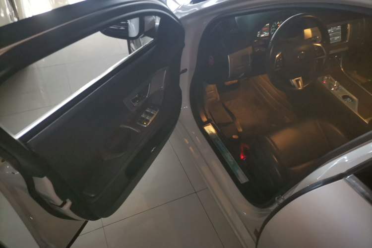 Used Jaguar XF 2014 XF 2.0T Prestige Edition