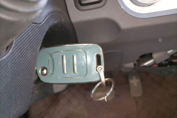 Used Wuling Hongguang MINIEV 2021 Macaron Fashion Model Lithium Iron Phosphate