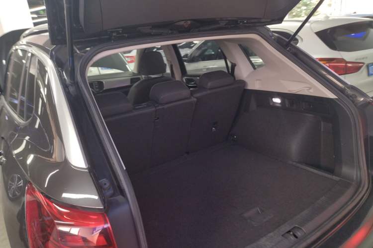 Used Volkswagen Tayron 2019 330TSI Two-Wheel Drive Luxury Model China VI Standard