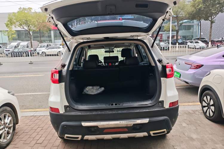 Used Changan CS75 2014 1.8T Automatic Elite Version China V Standard
