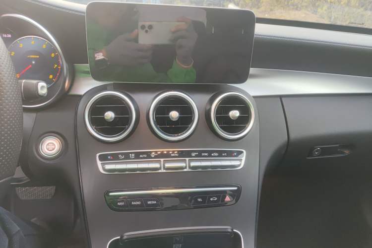 Used Mercedes-Benz C-Class 2020 Restyled C 260 L Sport Edition