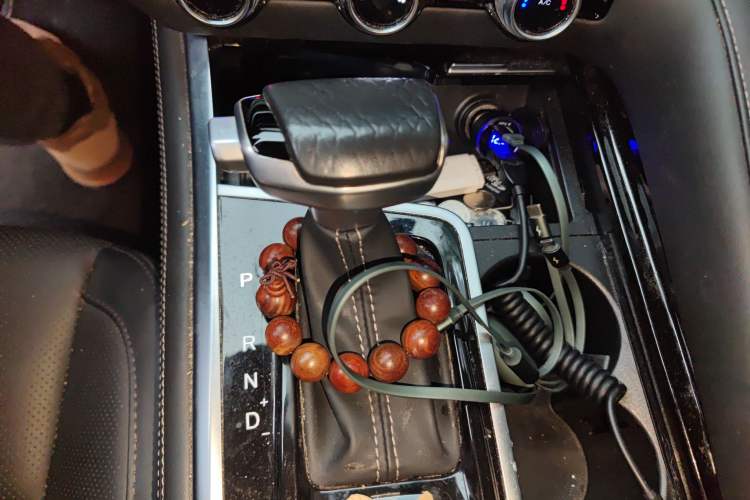 Used Changan CS95 2021 2.0T Two-Wheel Drive Luxury Version
