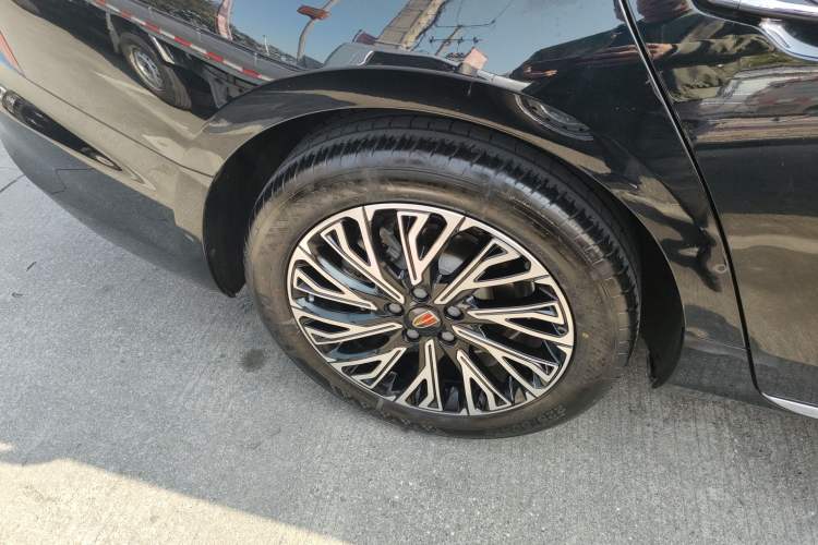 Used Hongqi H5 2024 2.0T Automatic Smart Connect Flagship Edition
