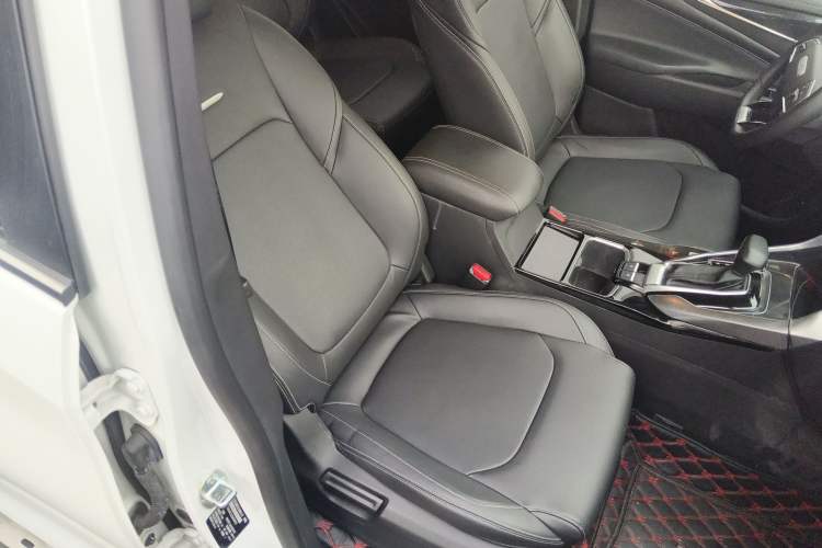 Used SAIC MAXUS G50 2019 1.5T Automatic Elite Edition China VI Standard
