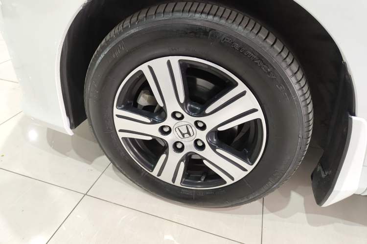 Used Honda Odyssey 2015 Revised Version 2.4L Comfort Edition