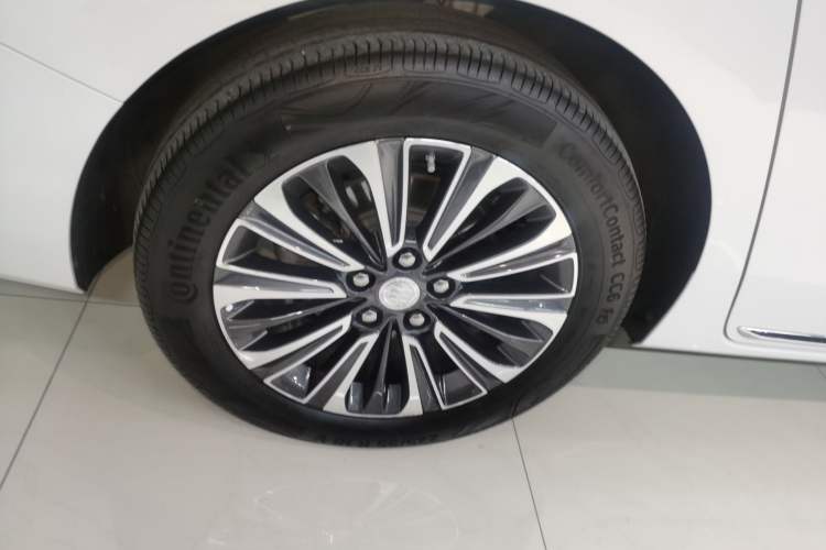 Used Buick GL8 2023 ES Lu Zun Flagship Model
