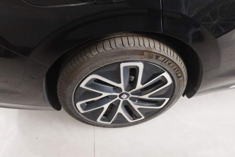 Used Baojun Enjoy 2025 Plug-in Hybrid 140km Luxury Edition
