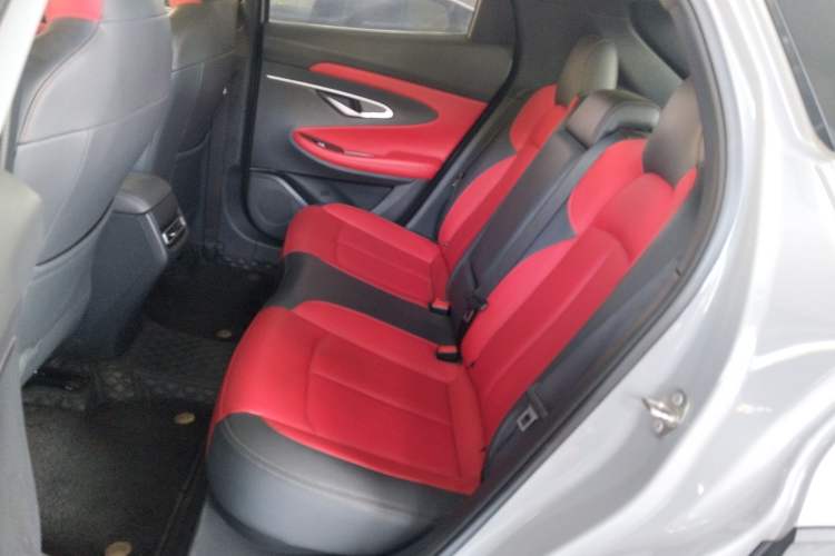 Used Changan UNI-T 2020 1.5T Prestige Version
